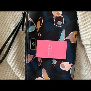 Nwt Kate spade floral clutch